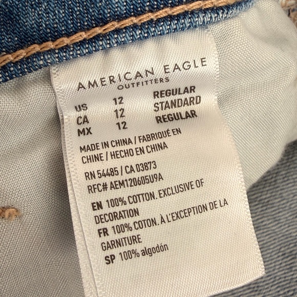 American Eagle Outfitters Light Blue Denim Jeans Tag Detail - Picture 4 of 7
